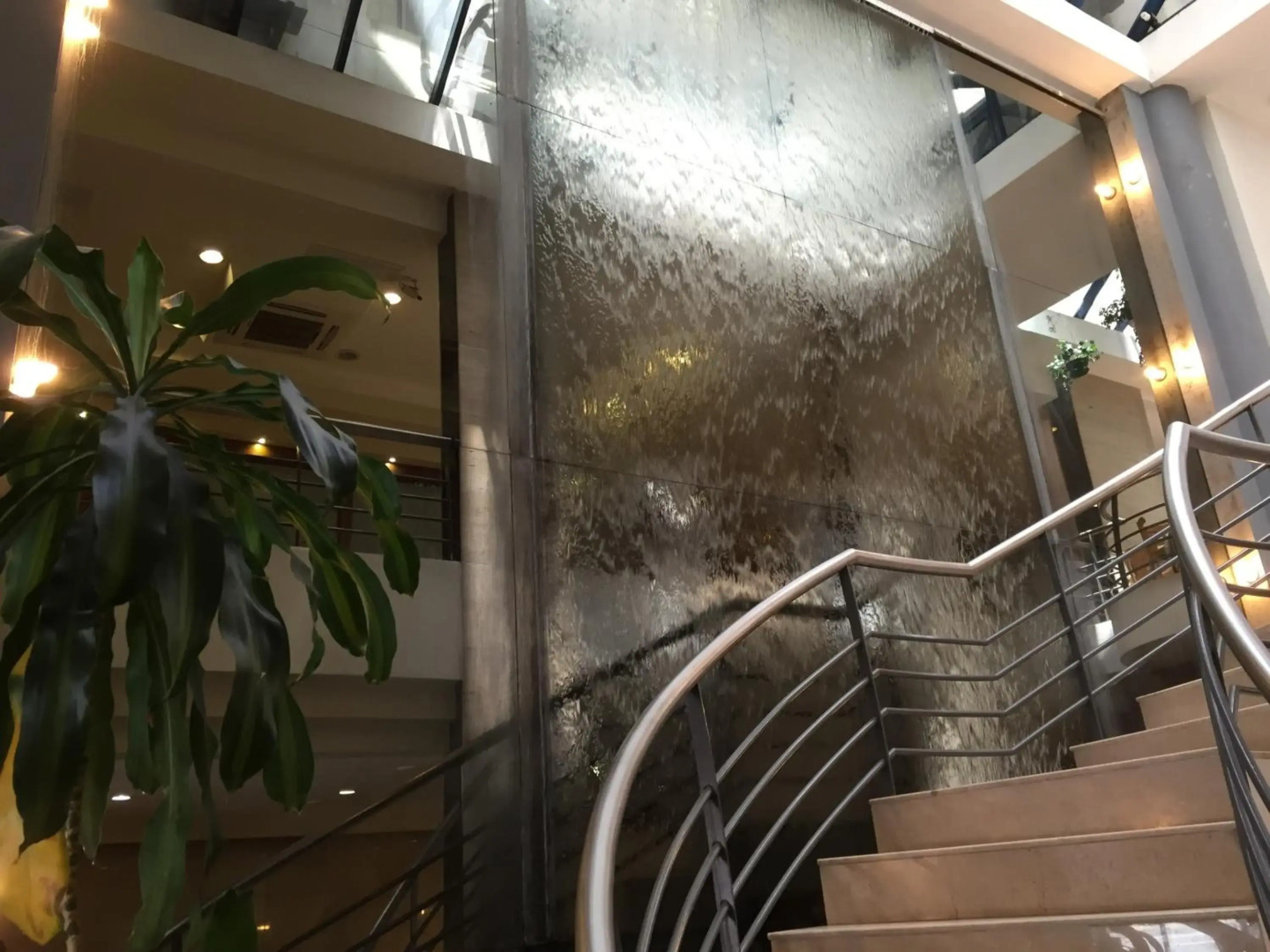 Foto - Crystal Palace Hotel