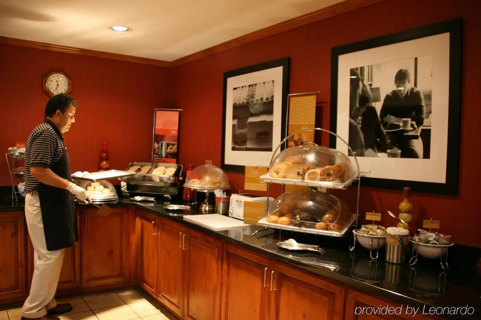 Photo - Hampton Inn & Suites Chapel Hill/Durham, Area