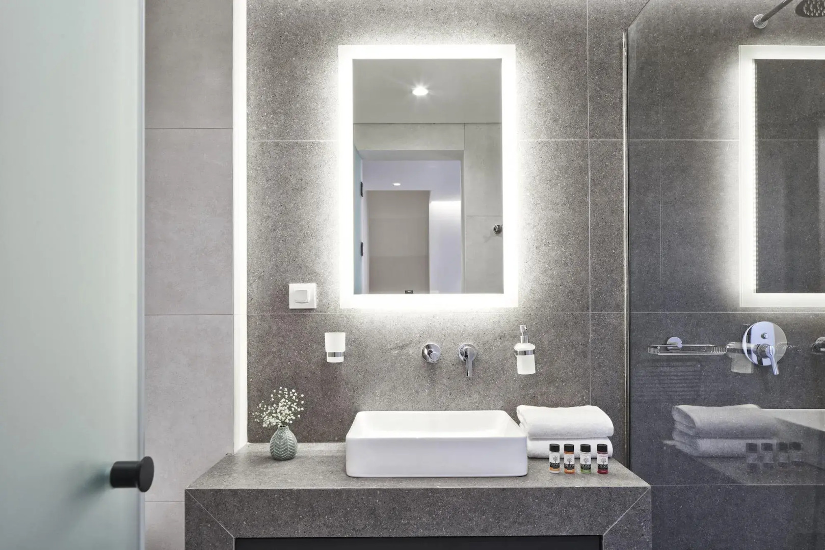 Photo - NLH MONASTIRAKI - Neighborhood Lifestyle Hotels