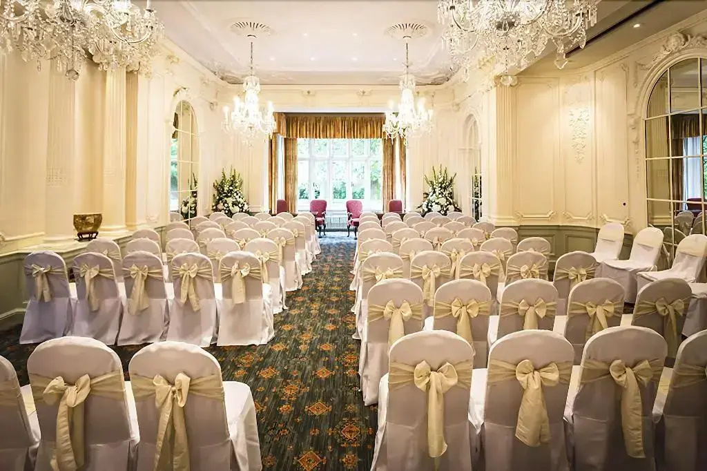 Photo - Warren House Hotel