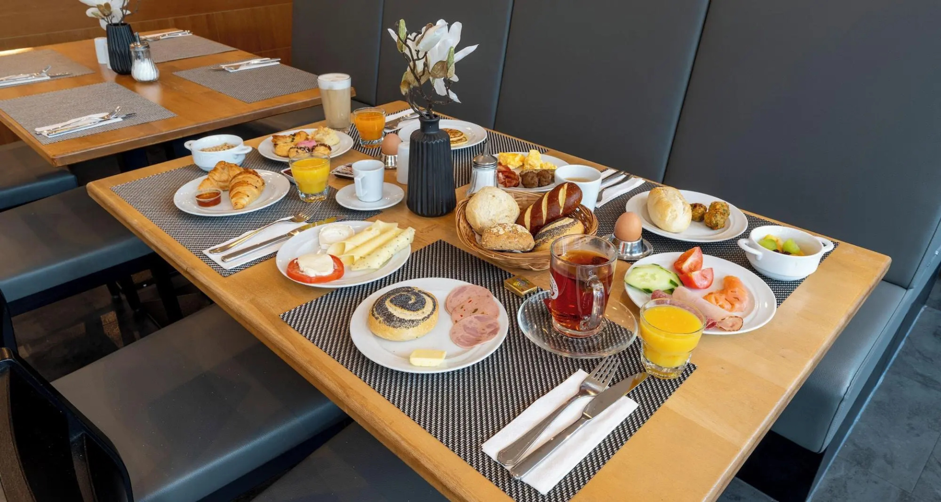 Foto - Plaza Premium Koln