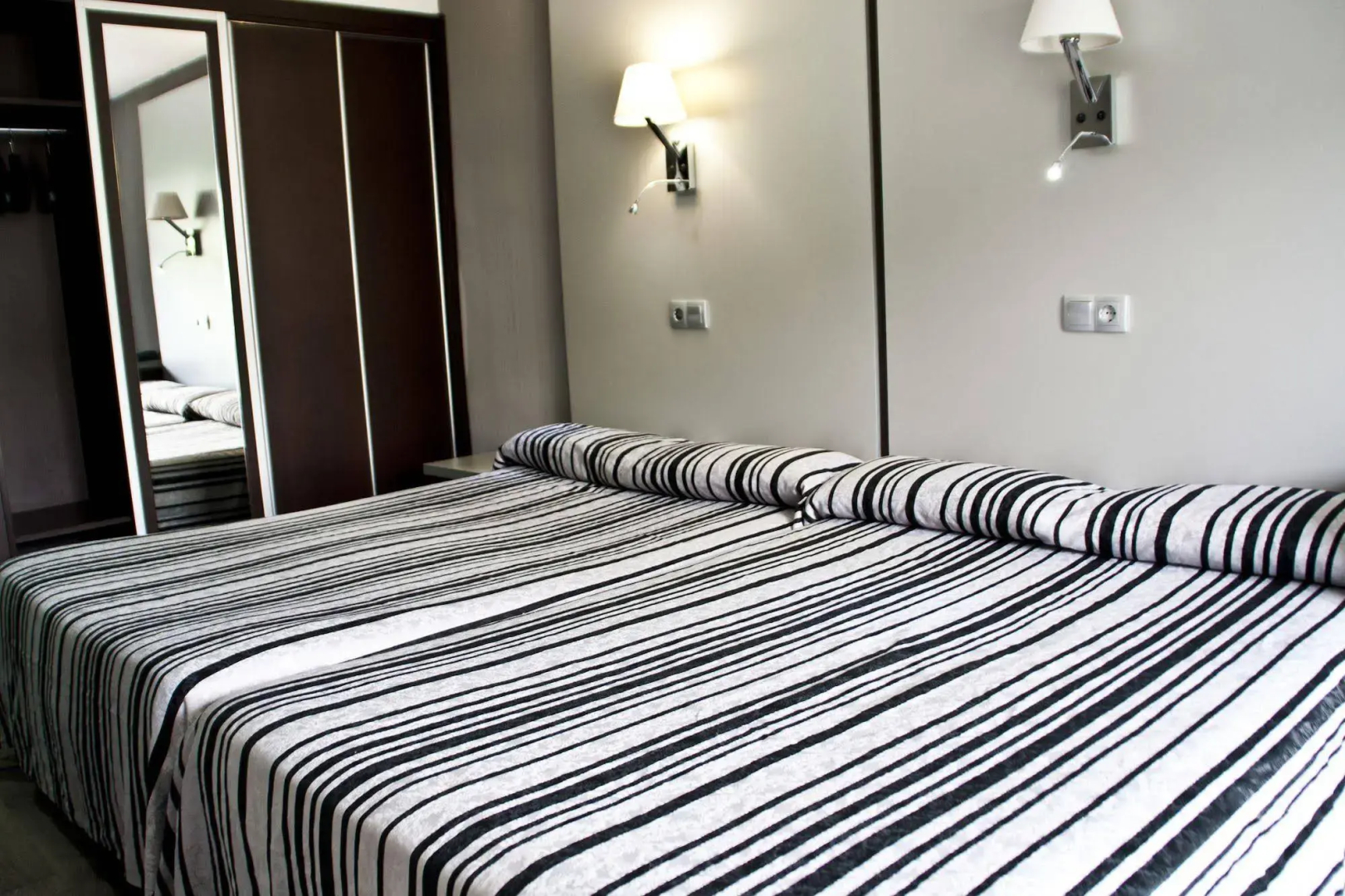 Foto - Summer Hotel
