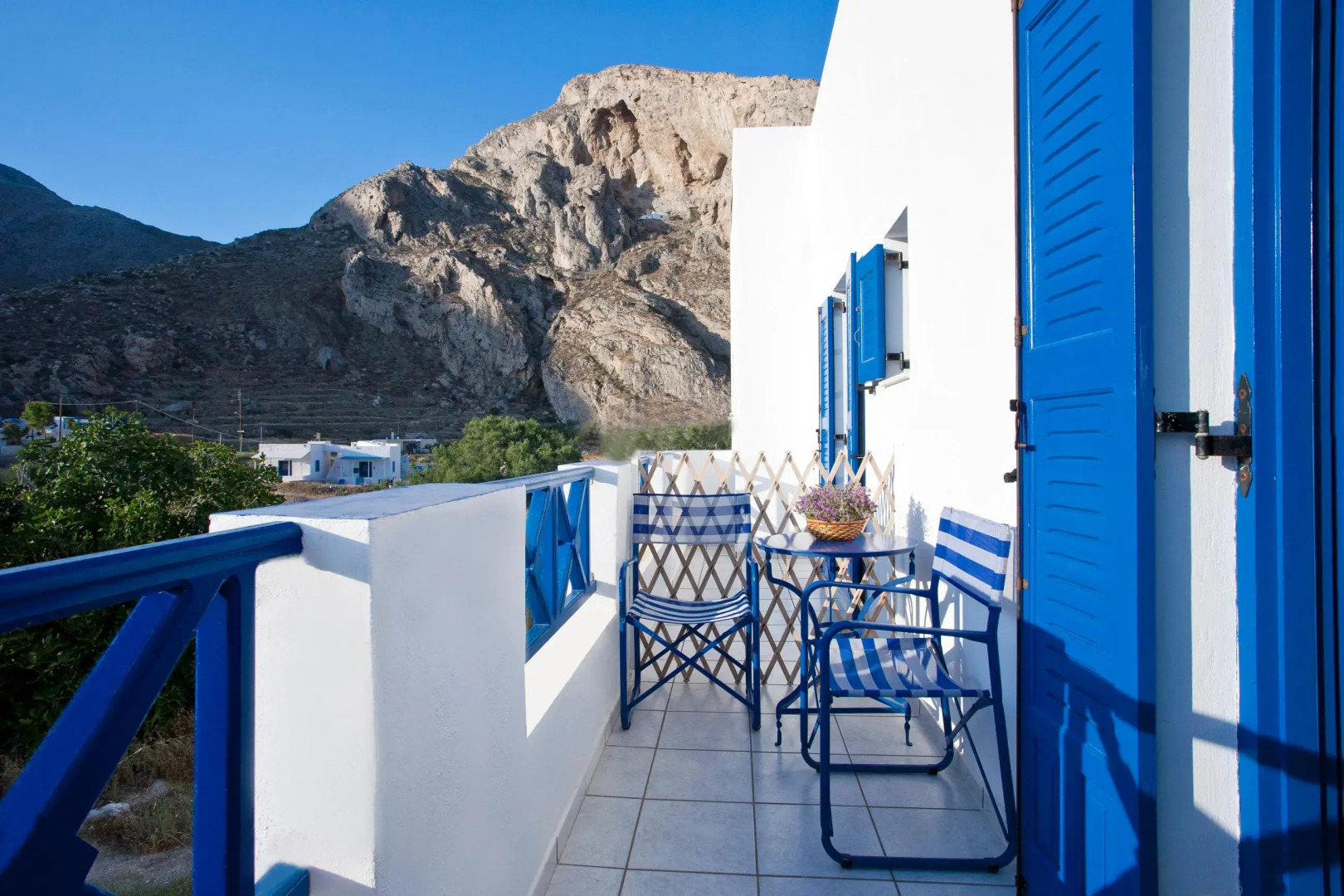 Foto - Ancient Thera Studios