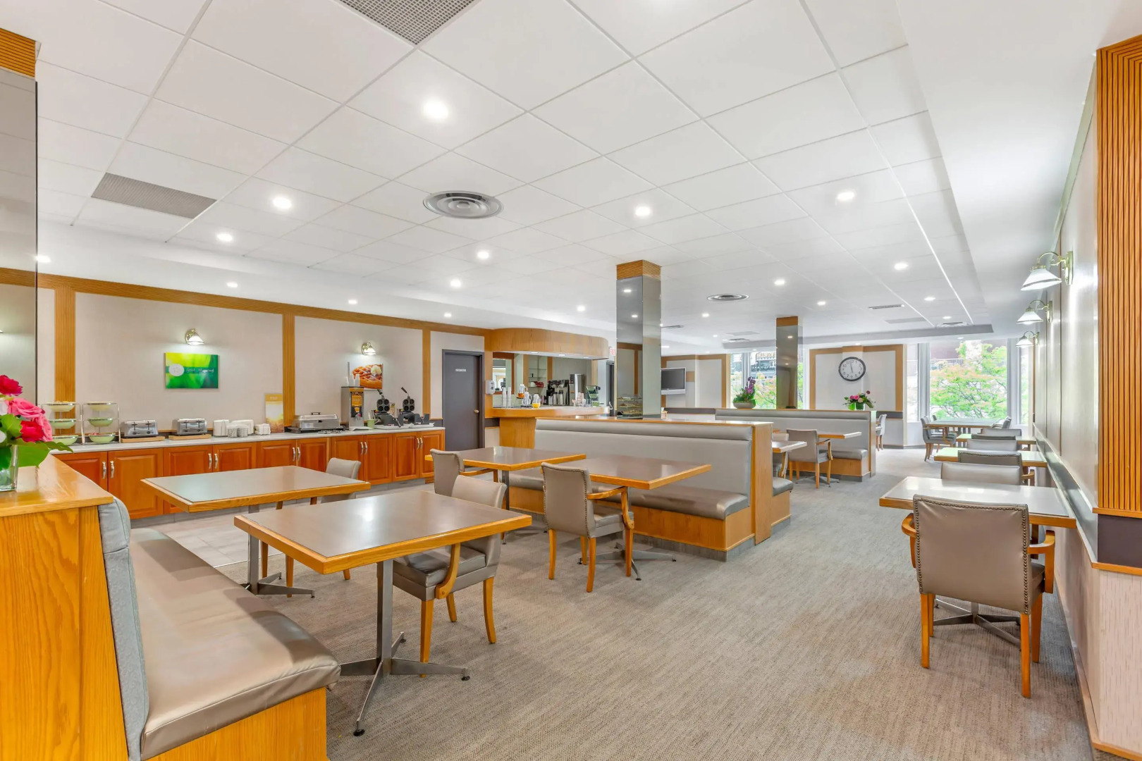 Photo - Quality Hotel Fallsview Cascade