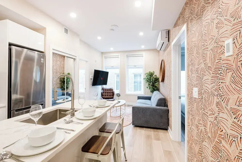 Photo - Mont Royal Suites - M11