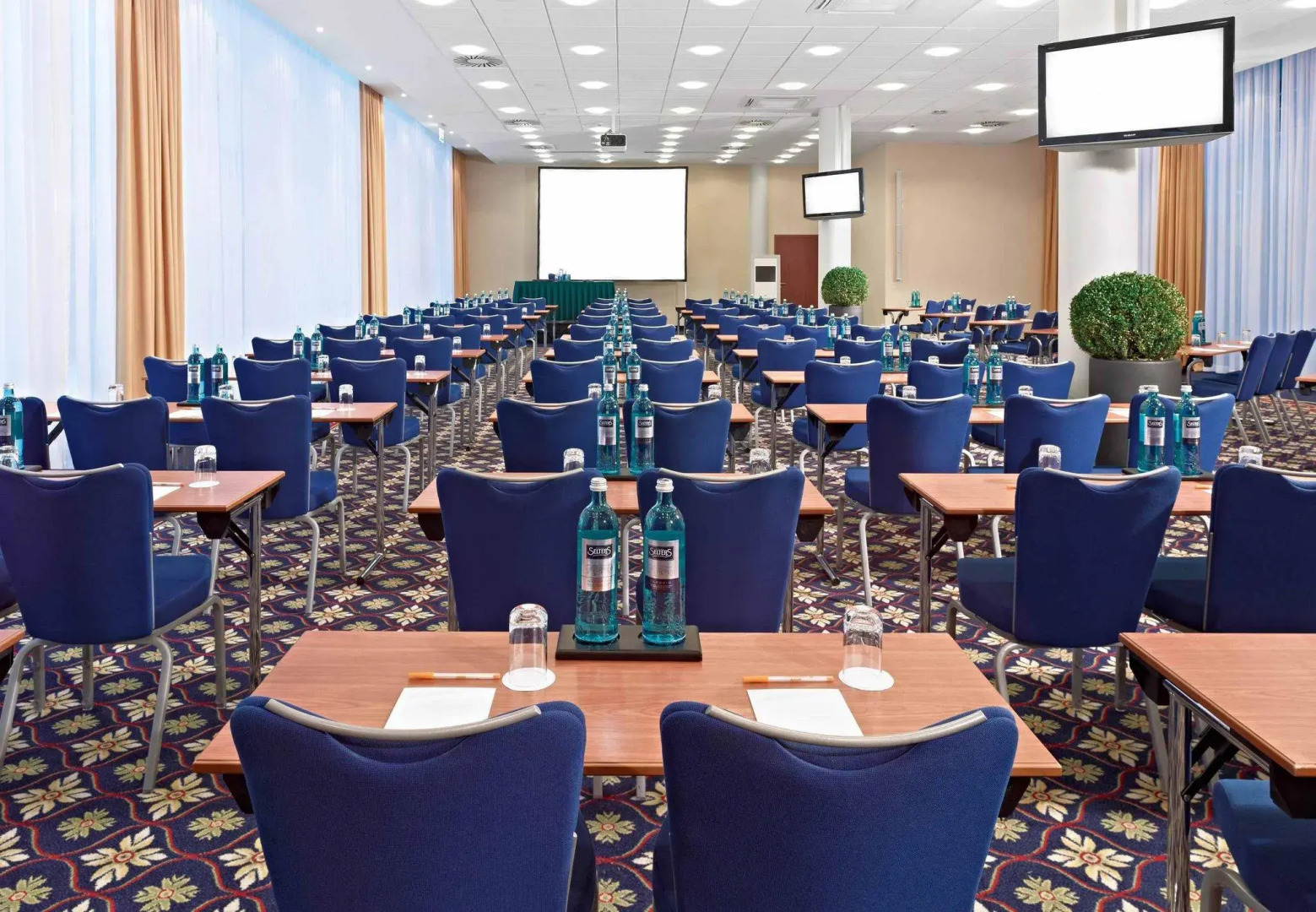 Foto - Courtyard by Marriott Berlin City Center