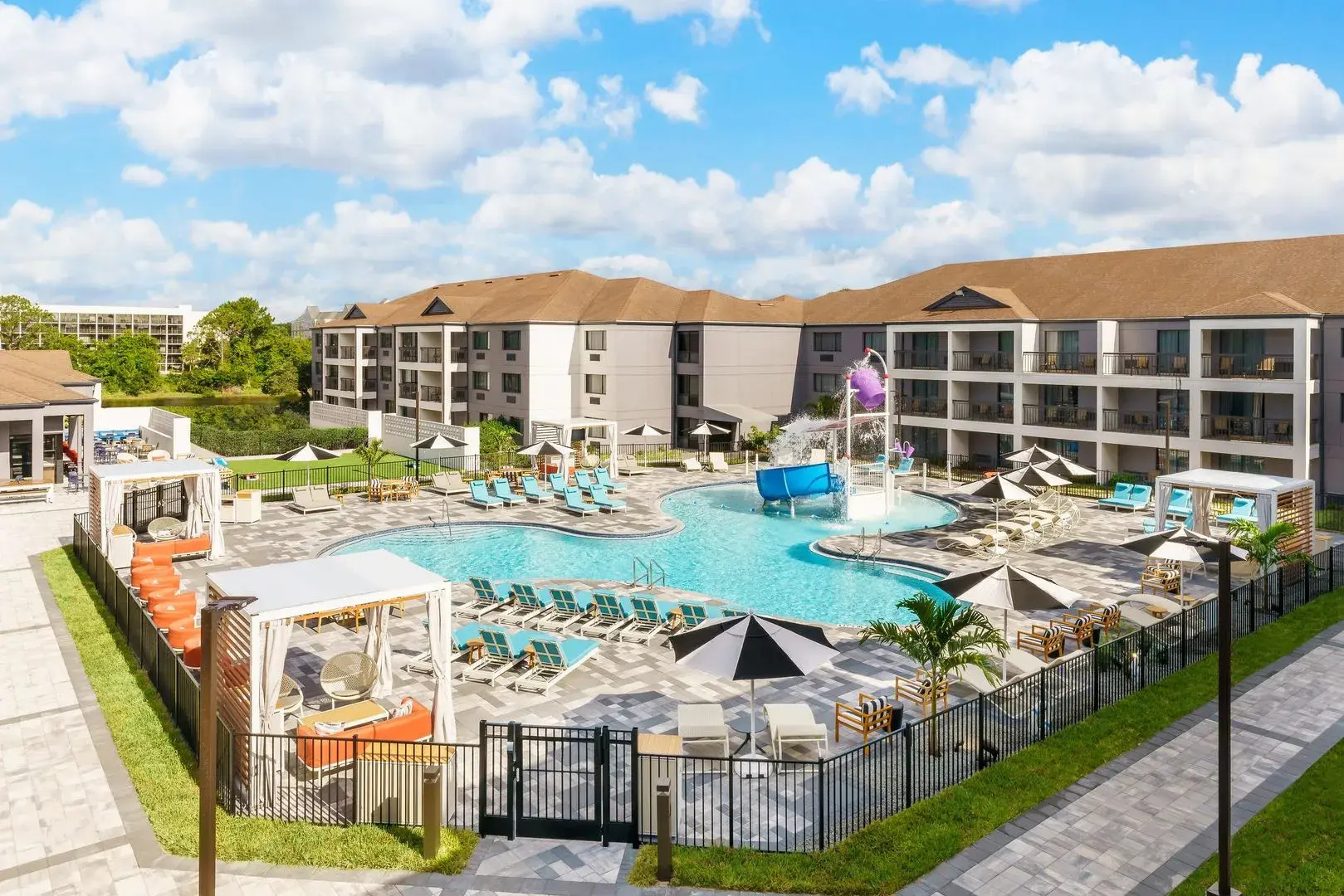 Photo - Courtyard by Marriott Orlando Lake Buena Vista at Vista Centre