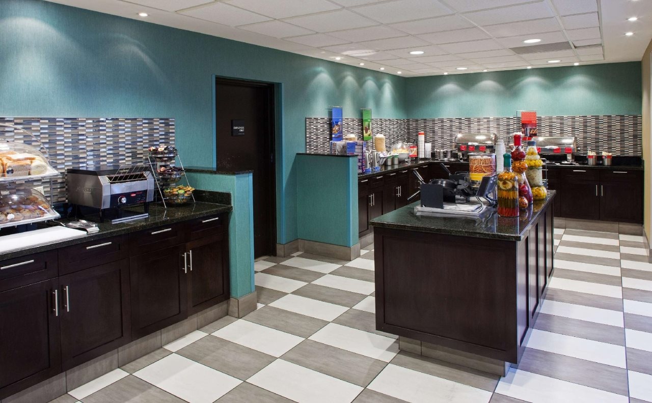 Foto - Hampton Inn & Suites by Hilton Toronto Airport