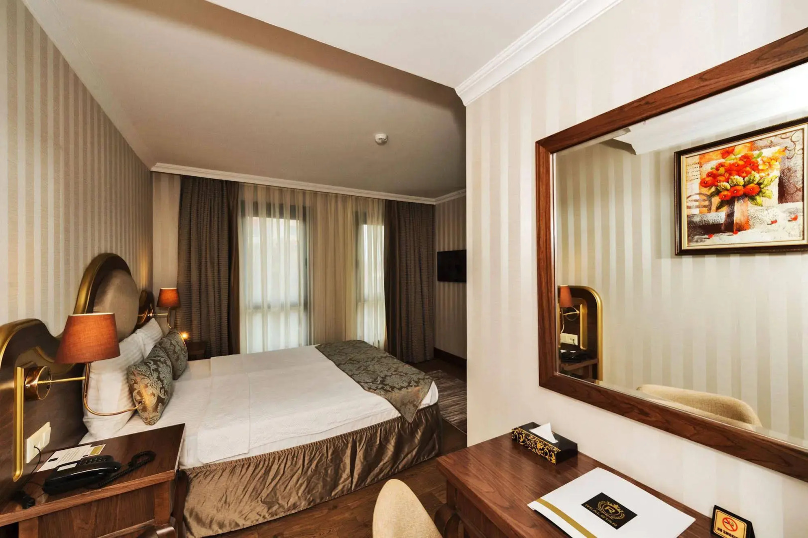 Photo - The Central Hotel