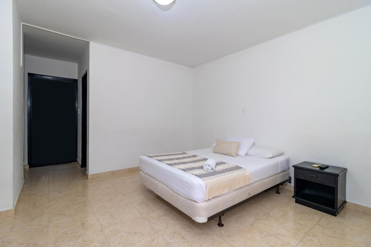 Photo - Hotel Axis Inn by Geh Suites
