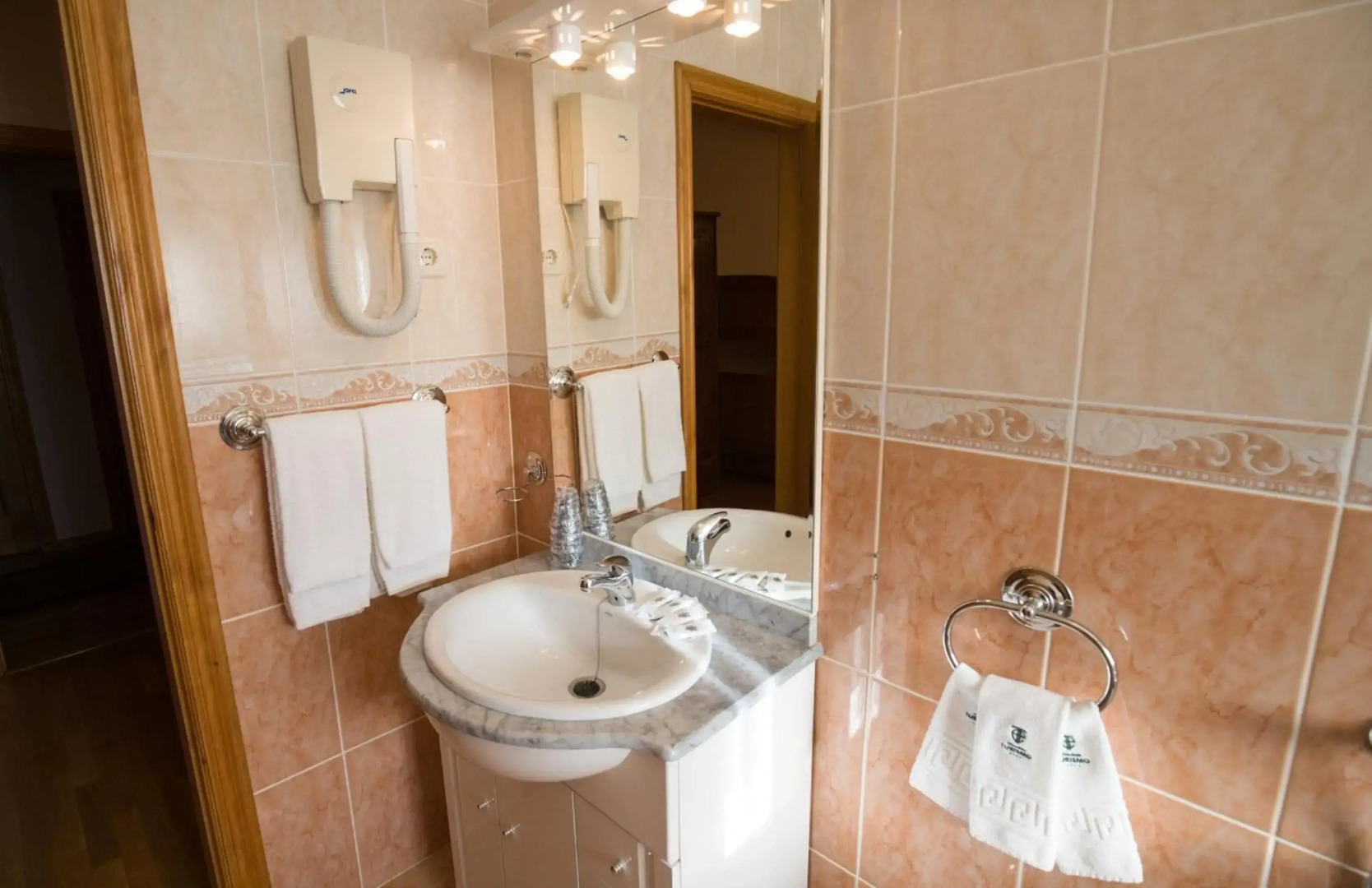 Photo - Hotel Estalagem Turismo