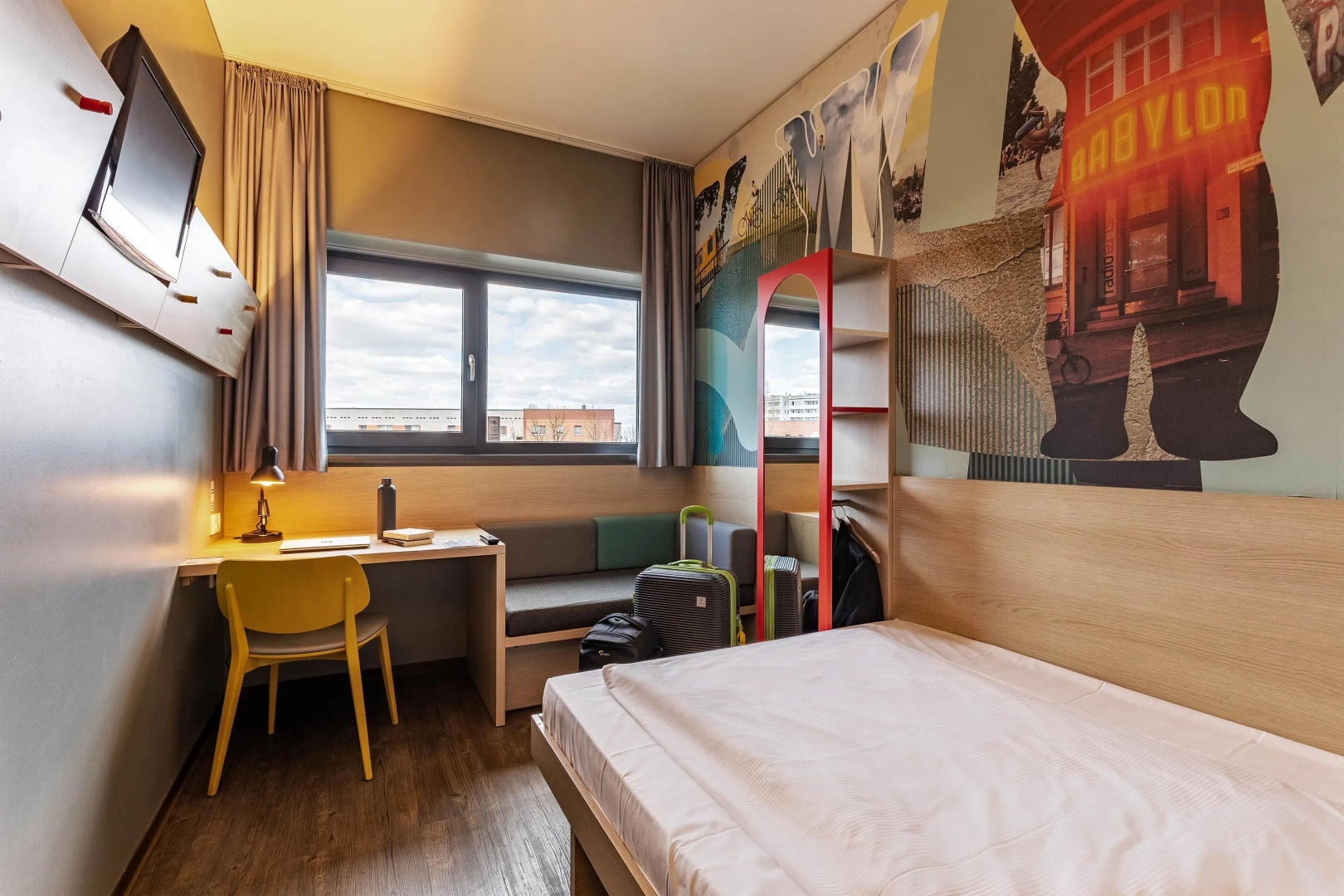 Photo - Meininger Hotel Berlin Flughafen
