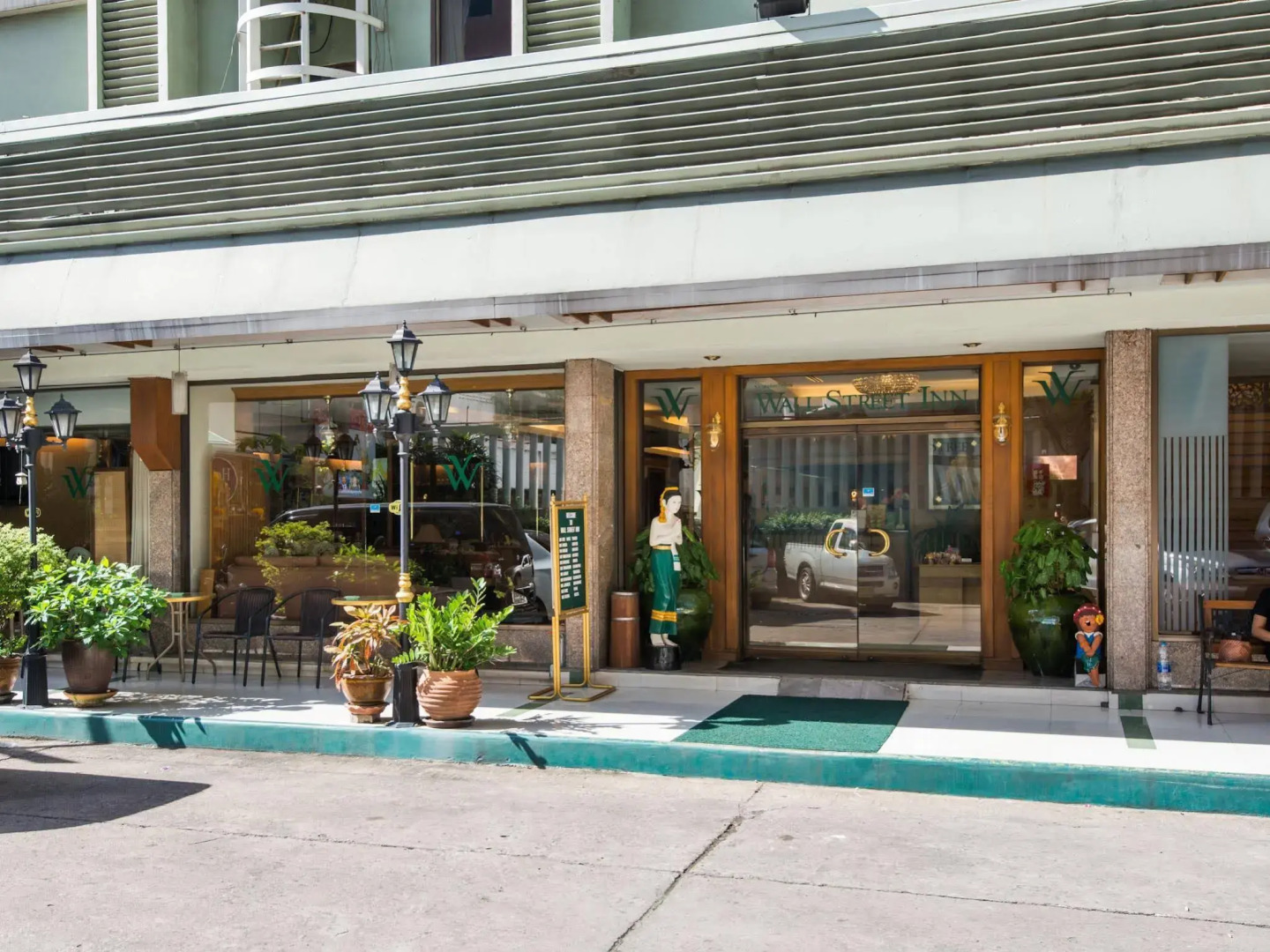 Foto - Wall Street Inn, Bangkok