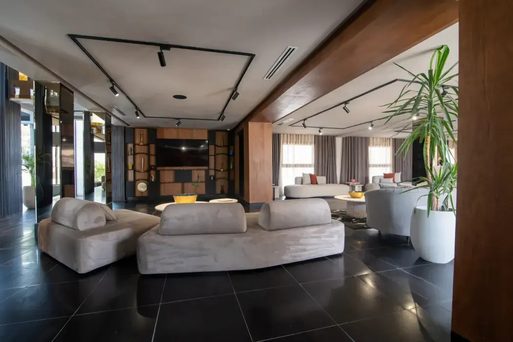 Photo - Dominium Palace