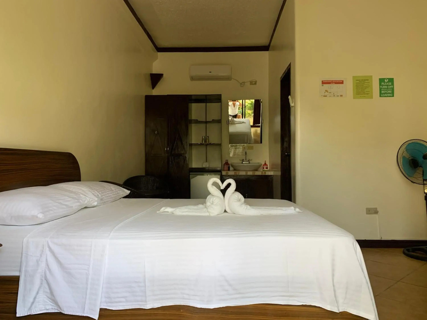 Photo - Turtle Inn Resort