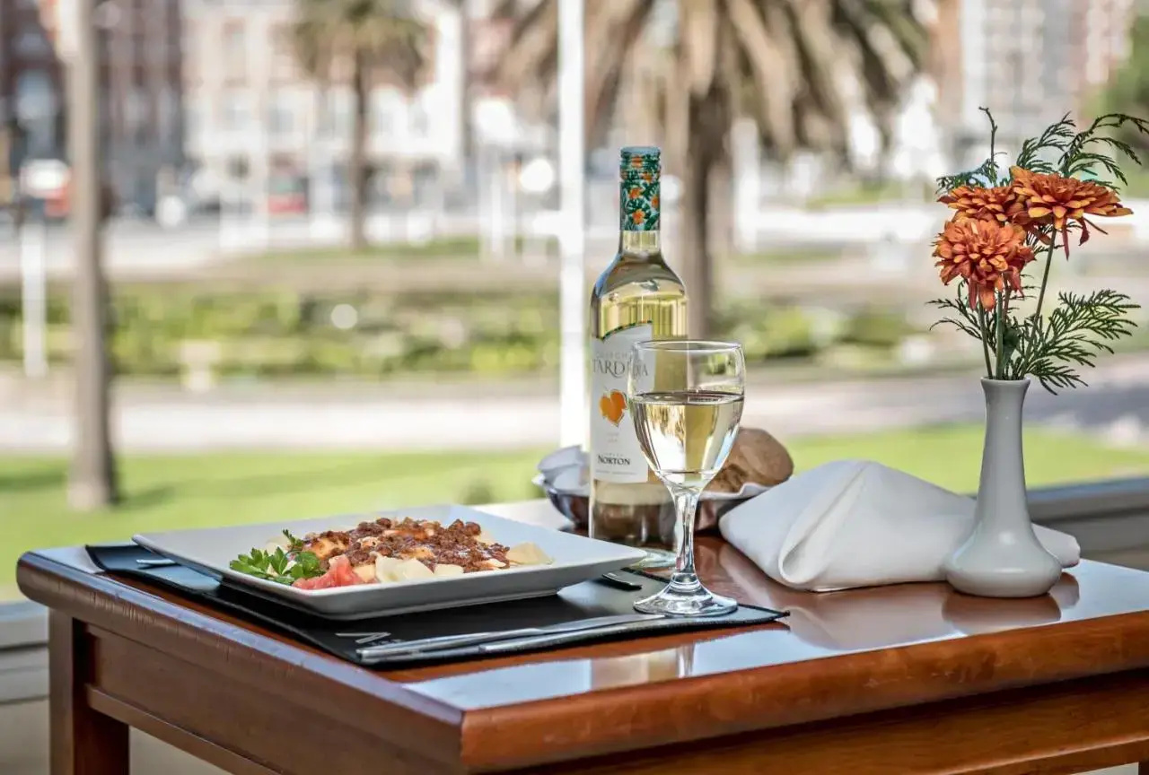 Photo - Hotel Riviera