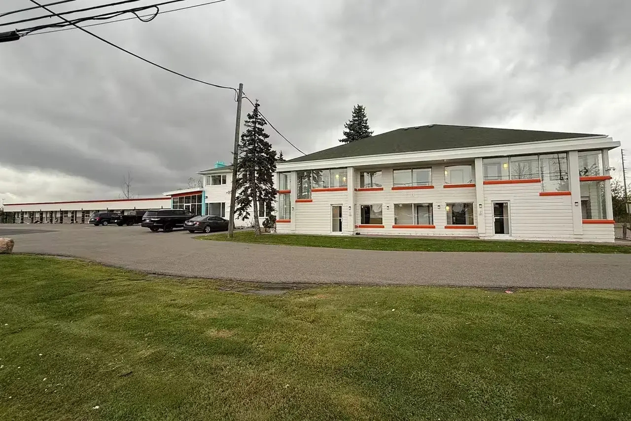 Foto - Howard Johnson By Wyndham Brampton