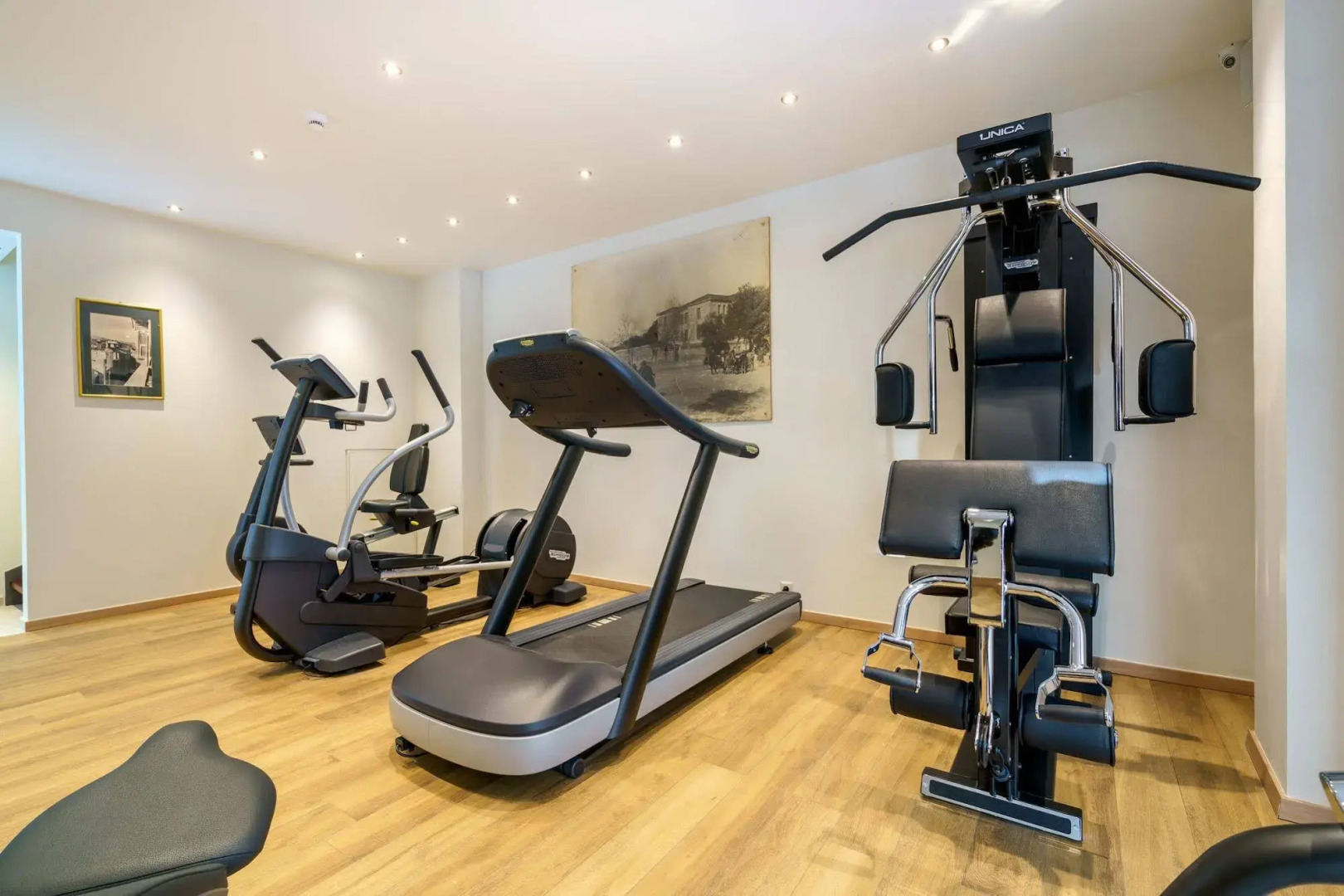 Photo - Kyma Suites Beach Hotel