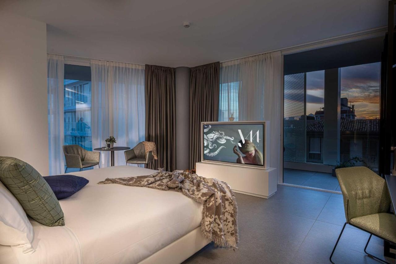 Photo - J44 Lifestyle hotel