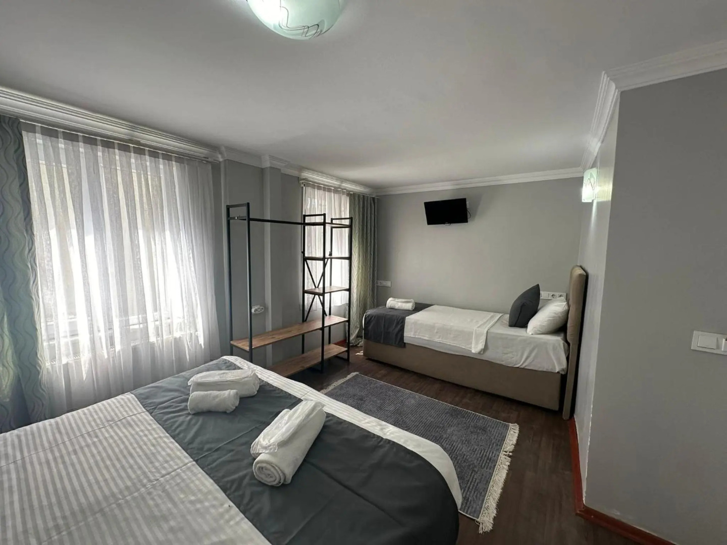 Photo - Rose Bouquets Hotel