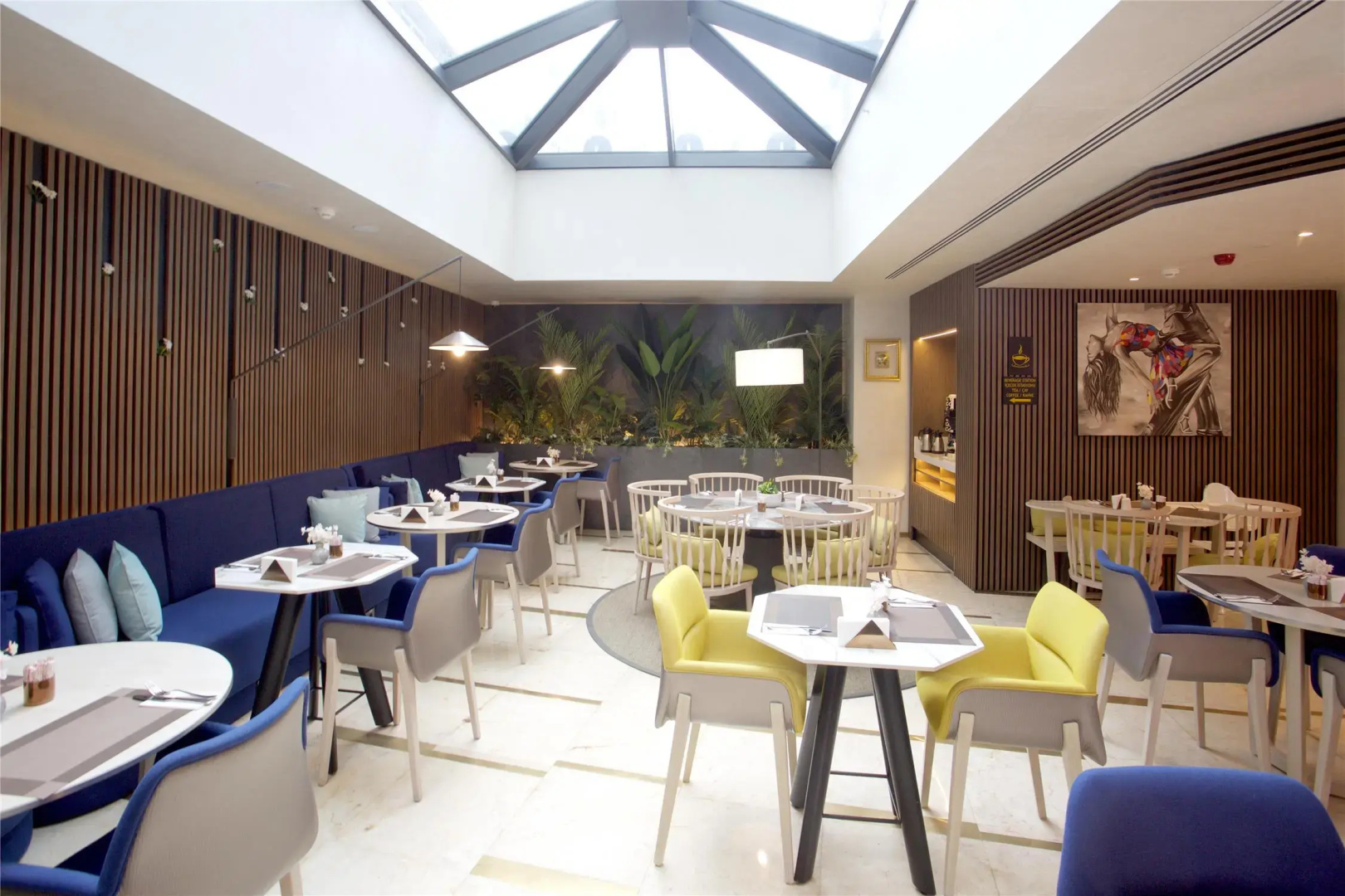 Photo - Hampton By Hilton Istanbul Old City