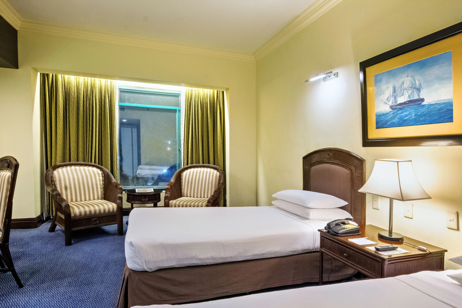 Foto - Waterfront Cebu City Hotel & Casino