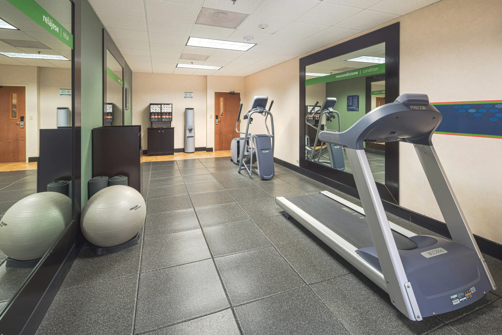 Photo - Hampton Inn by Hilton Monterrey/Galerías-Obispado