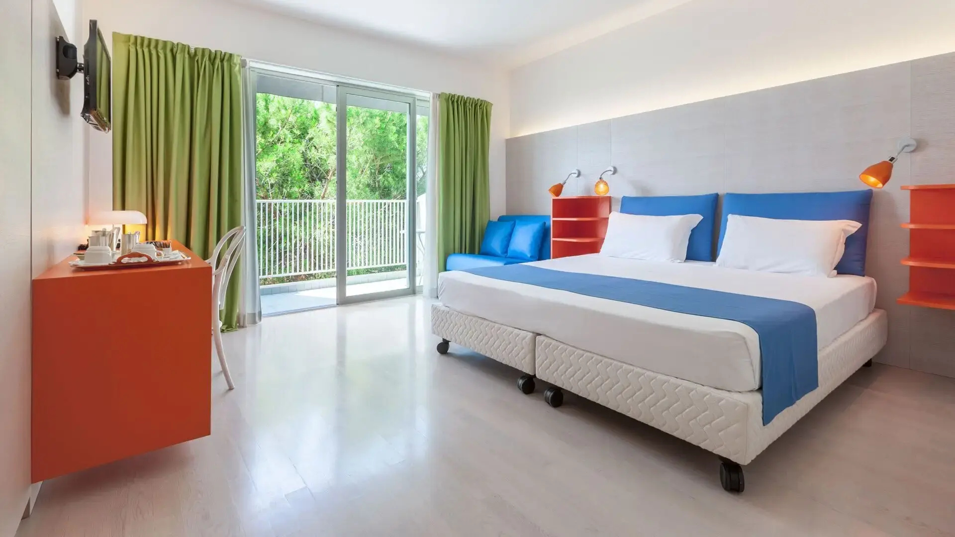 Photo - Hotel President