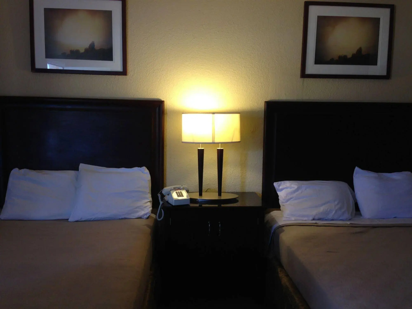 Foto - Travel Inn & Suites