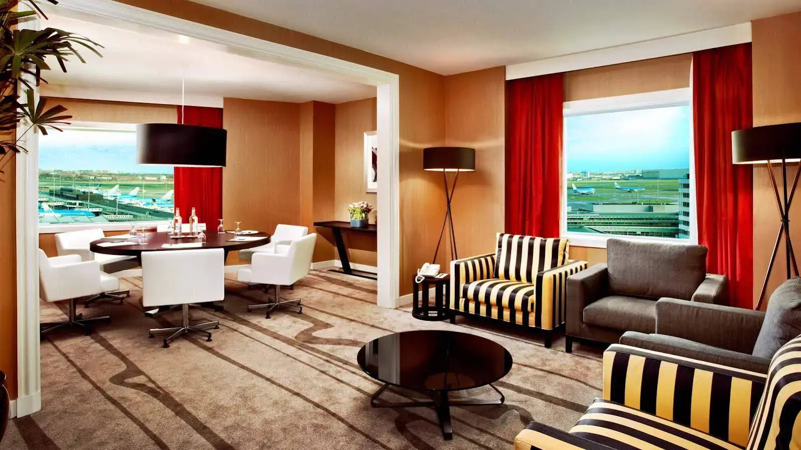 Photo - Sheraton Amsterdam Airport Hotel and Conference Center