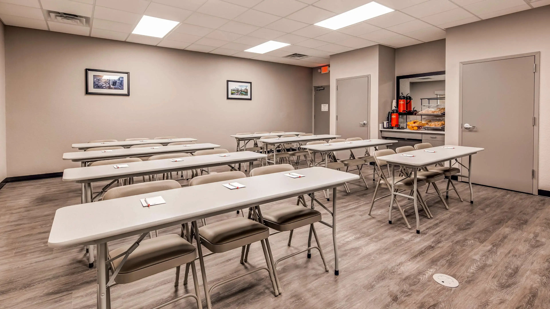 Foto - SureStay Plus Hotel by Best Western Humble