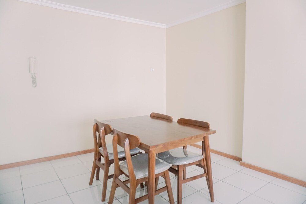 Gorgeous And Homey 2Br At Grand Palace Kemayoran Apartment