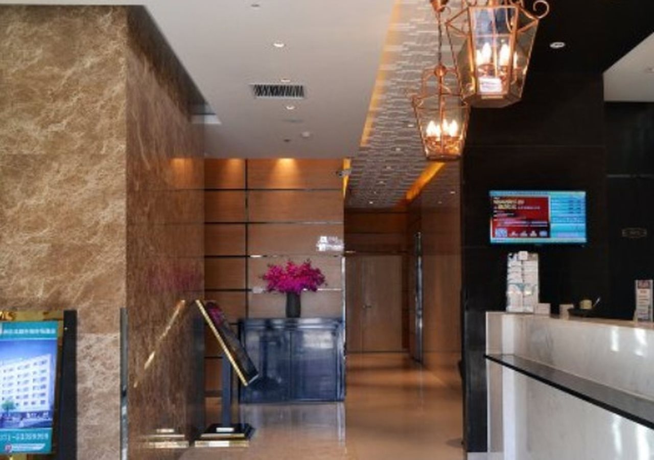 Jinjiang Inn Select Zhengzhou Dongfeng Road Technology Market