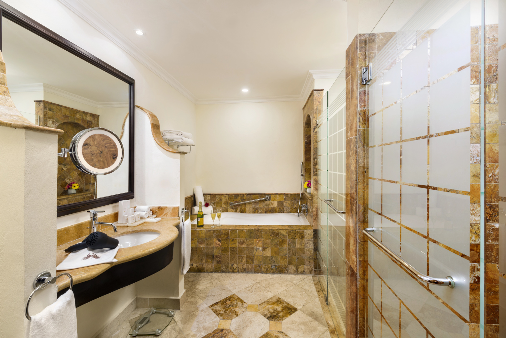 Photo - Valentin Imperial Riviera Maya – All Inclusive – Adults Only