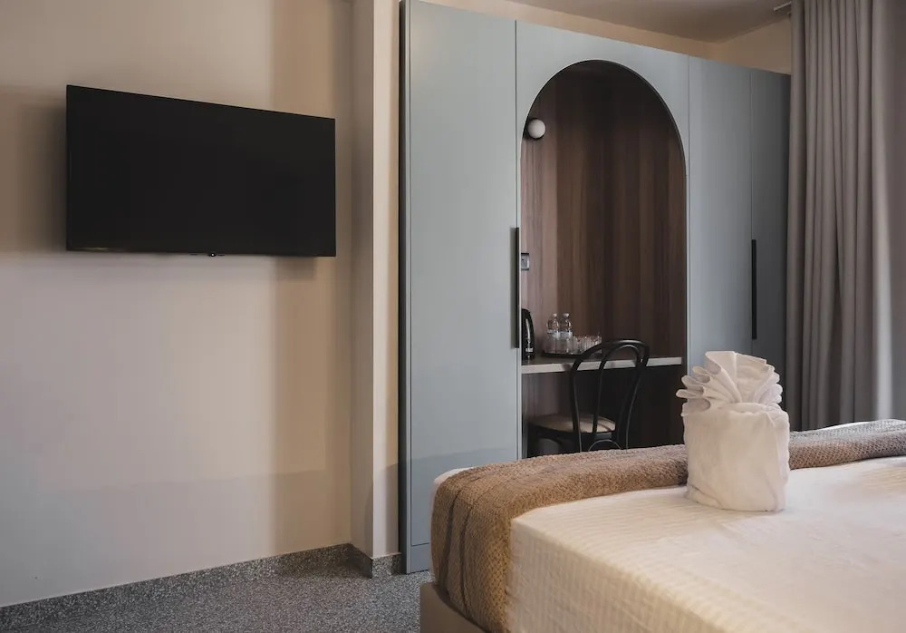 Photo - Maria Rosa Suites