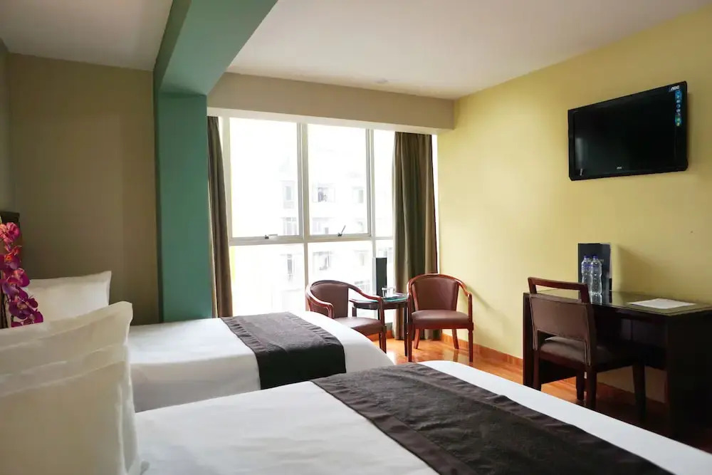 Photo - Gran Mundo Hotel & Suites