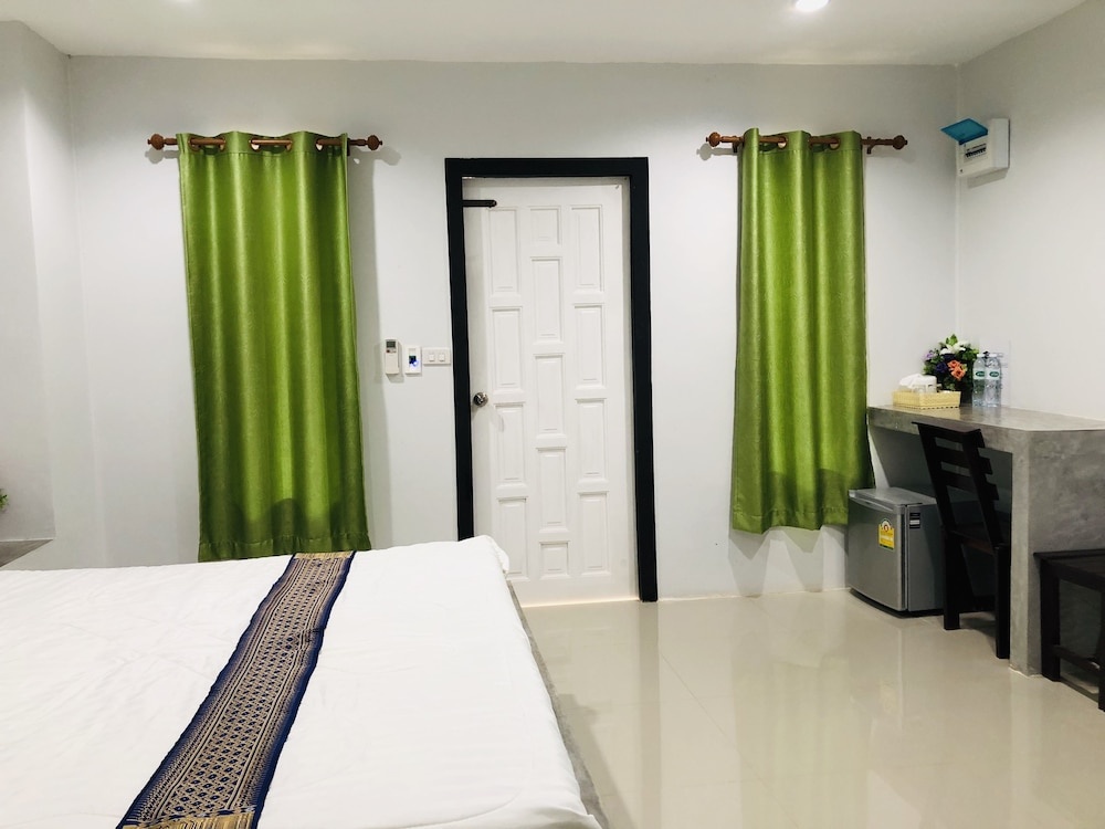 Kanyaphat Gardenview Resort