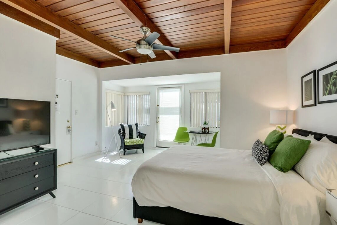 Photo - The Three Fifty Hotel