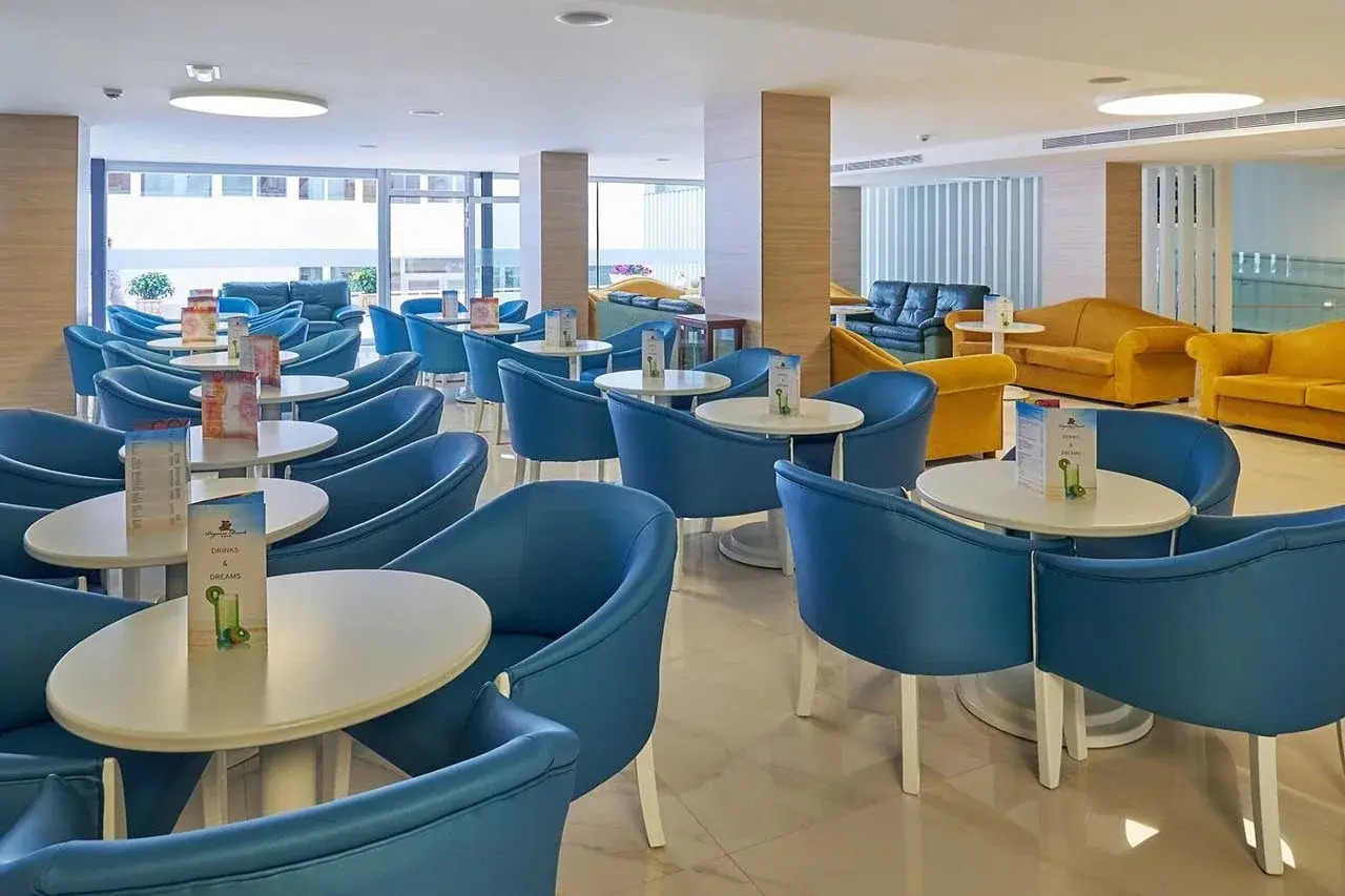 Photo - Aparthotel y Hotel Paguera Beach