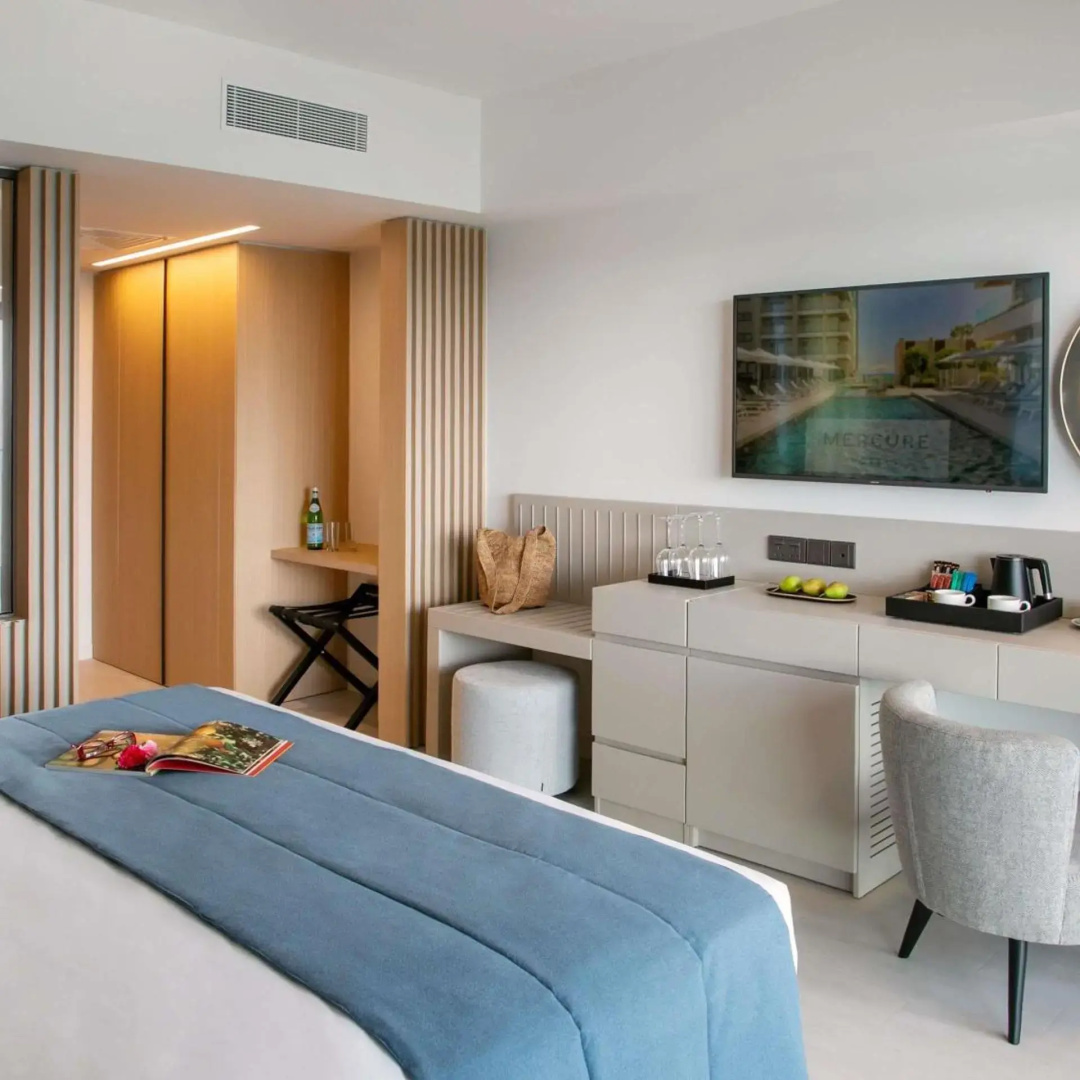 Photo - Mercure Larnaca Beach Resort