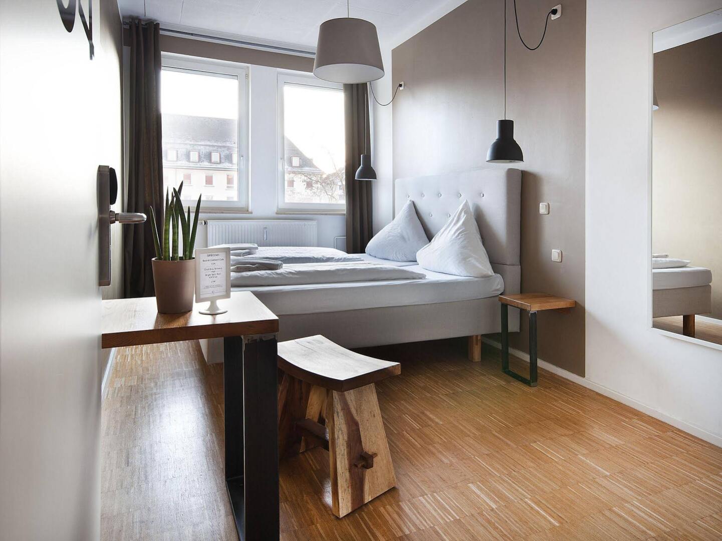 Photo - Five Reasons Hostel & Hotel