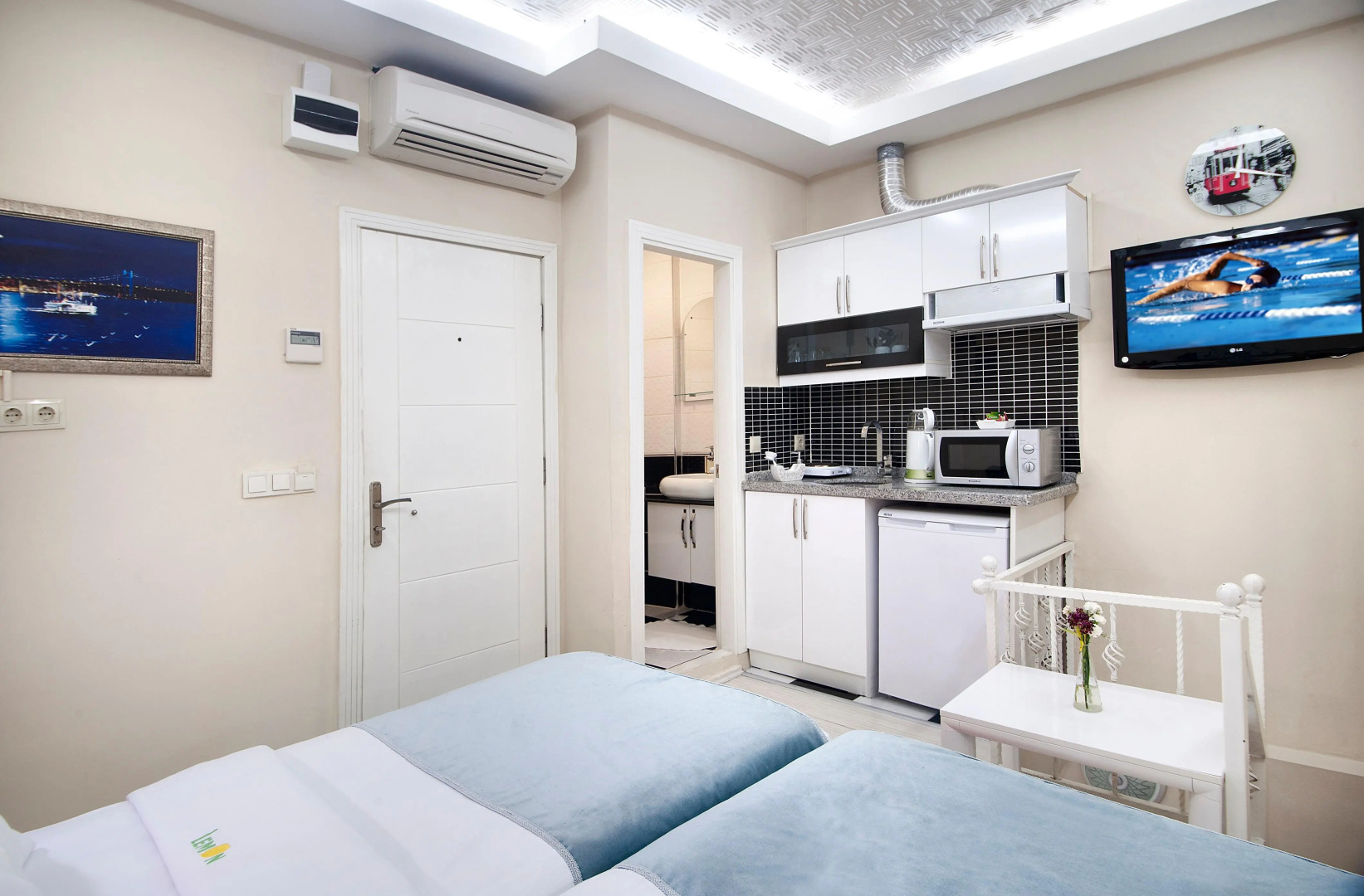 Photo - Lemon Residence