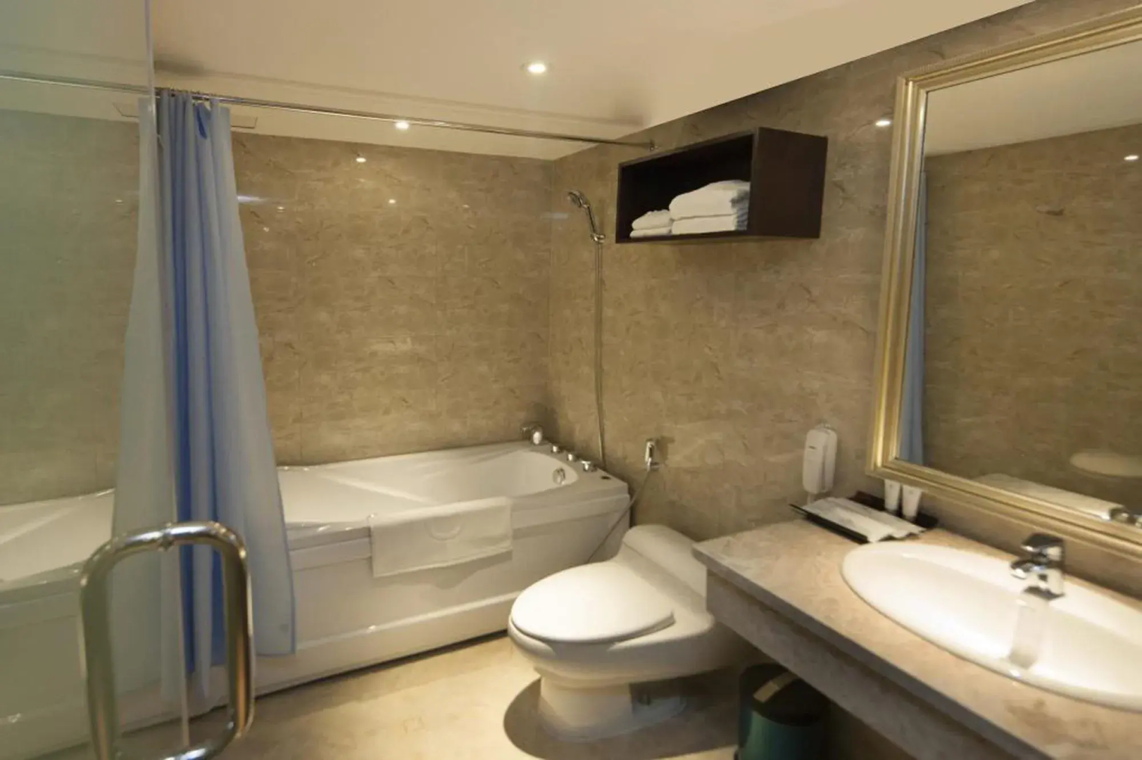 Photo - Roseland Centa Hotel & Spa