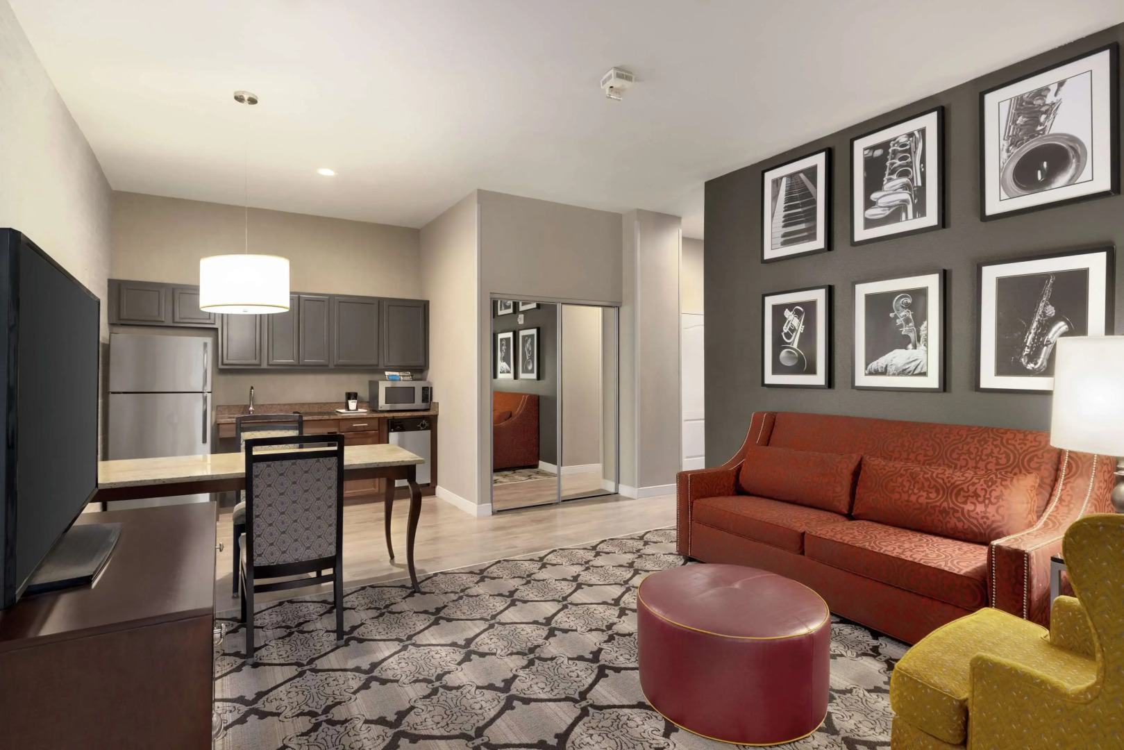 Photo - Hampton Inn and Suites New Orleans Convention Center