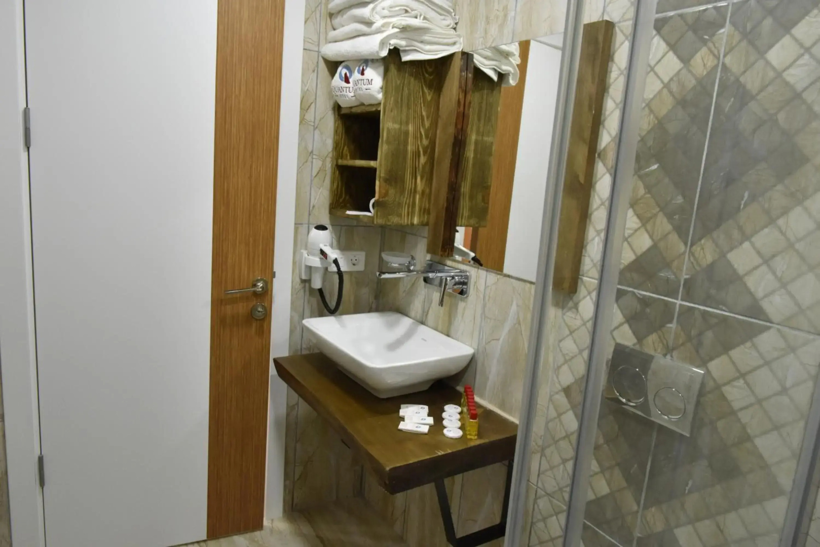 Photo - Quantum Hotel