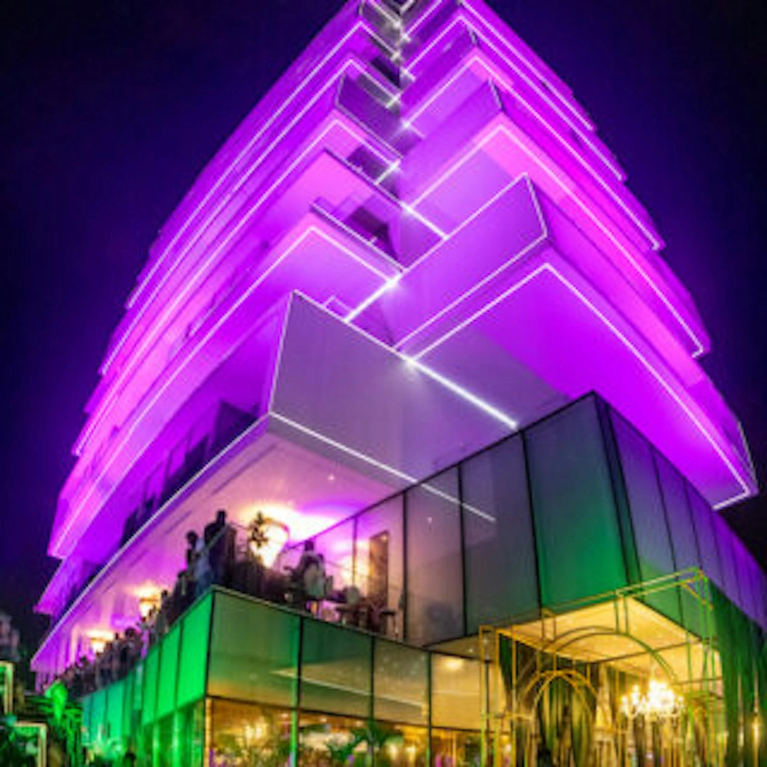 Foto - Number One Oxford Street Hotel & Suites