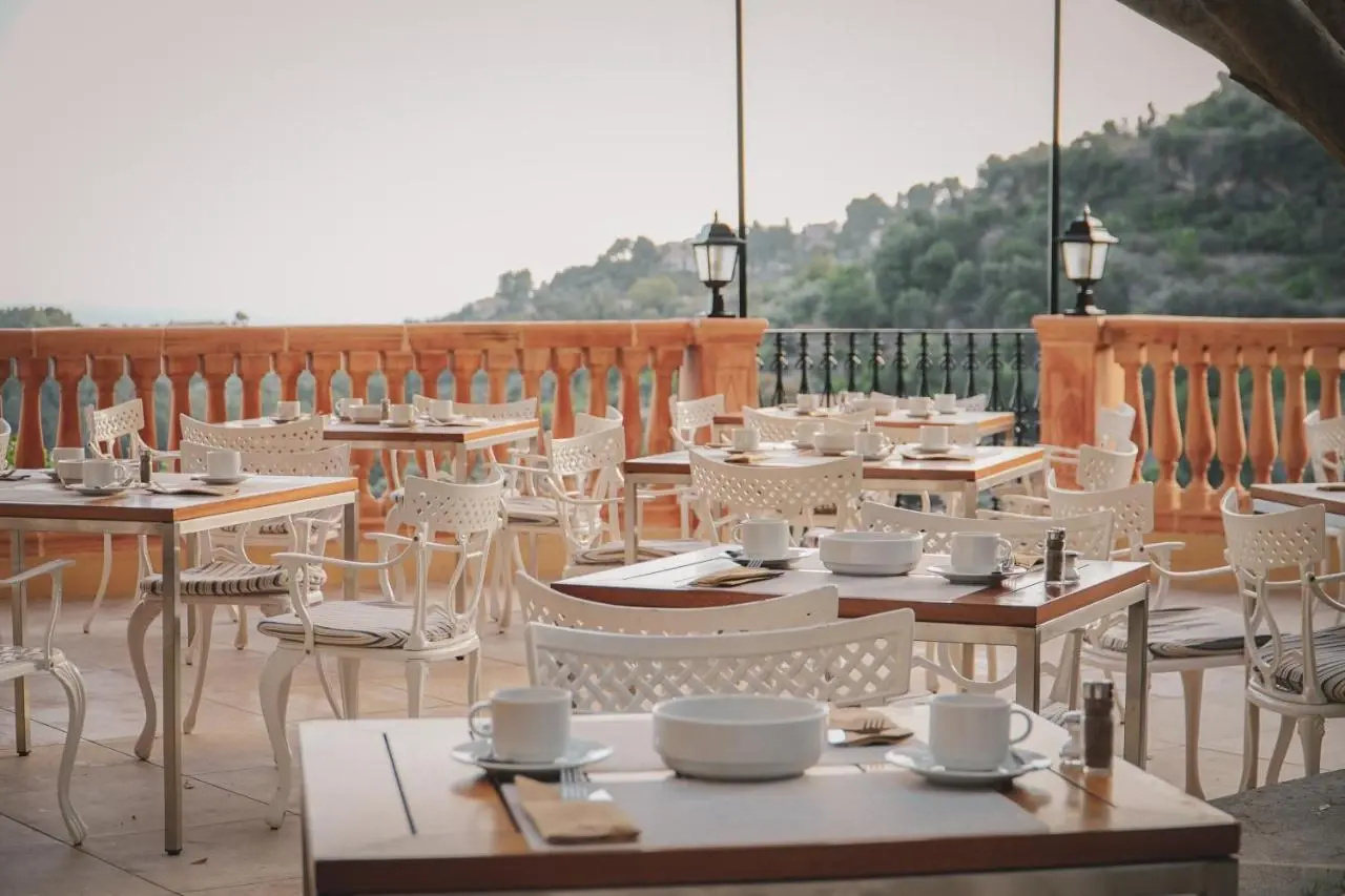 Photo - Es Moli Hotel