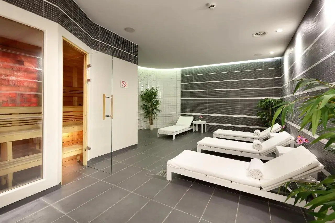 Photo - Eurostars Book Hotel
