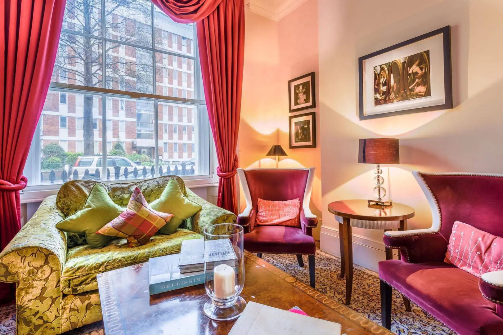 Photo - The Tophams Hotel