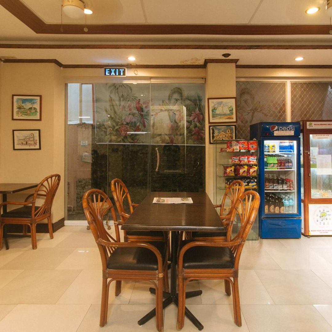 Foto - Reddoorz near Landers Superstore Cebu City